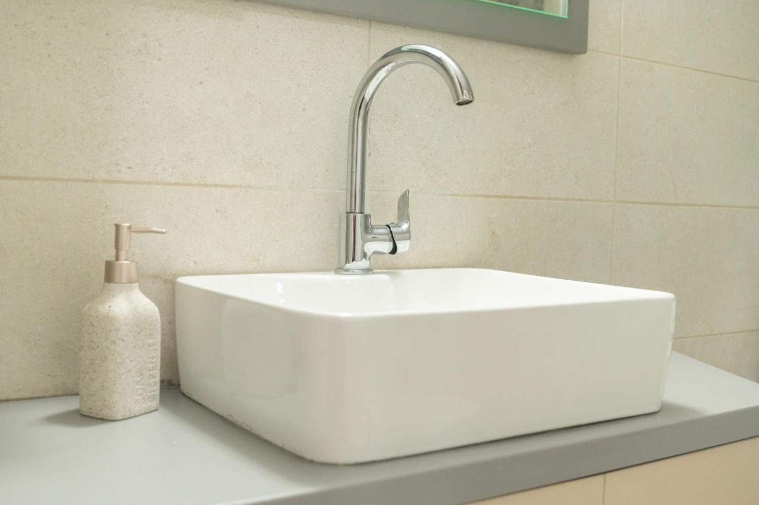 Entire Apt, 2 Bdrm, City Center Atene Esterno foto